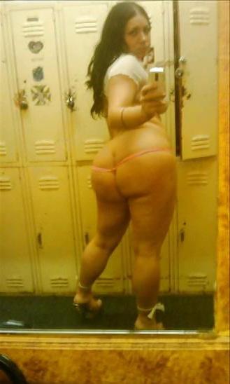 25P Elke The Stallion Twitter Photos