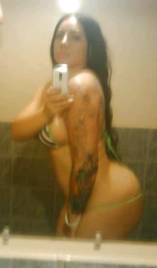 25P Elke The Stallion Twitter Photos
