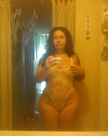 25P Elke The Stallion Twitter Photos