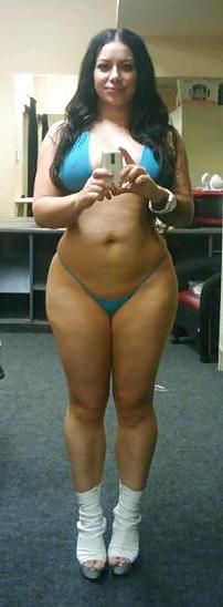 25P Elke The Stallion Twitter Photos
