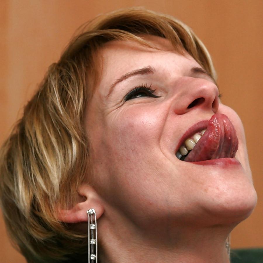 25P Long tongue mature