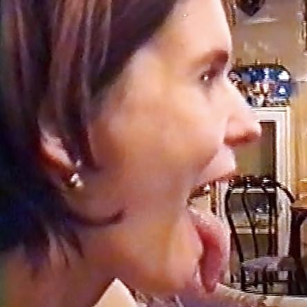 25P Long tongue mature
