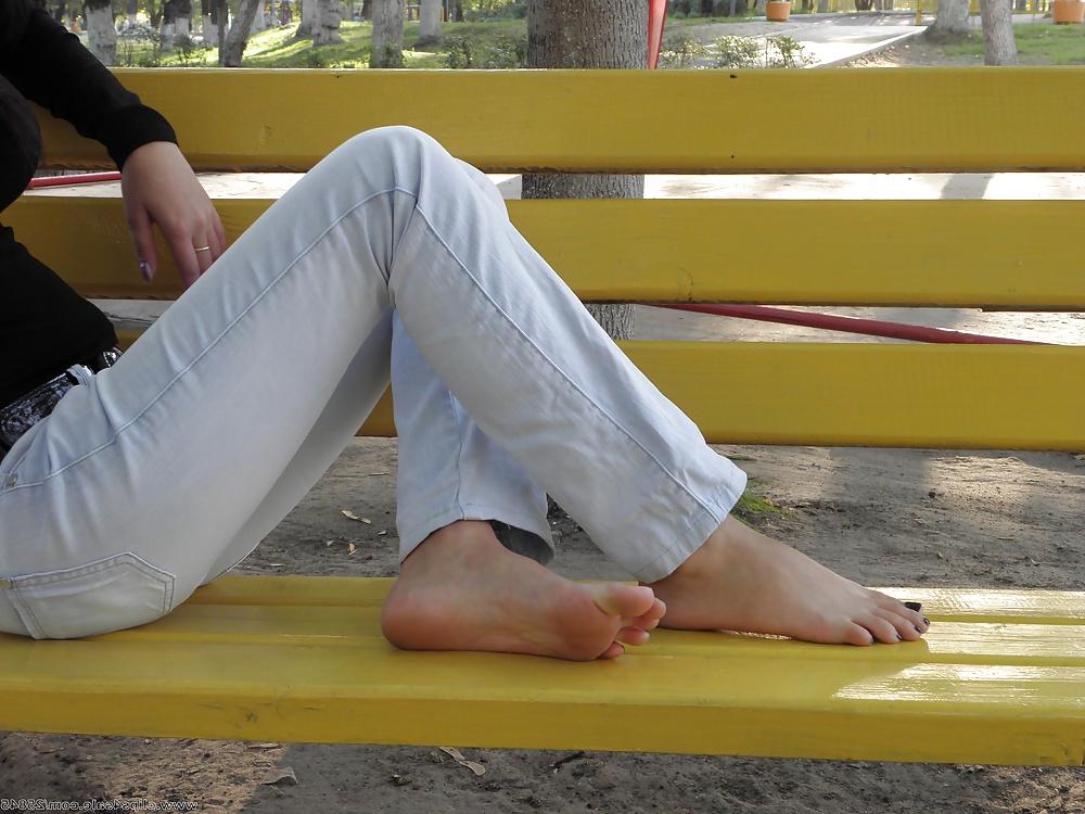 10P Park barefoot walking