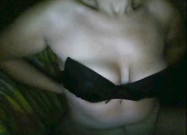 13P Slut wife when the husband is not at home