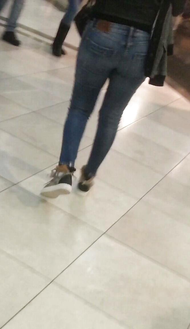 17P Spy sexy ass old + young in mall romanian