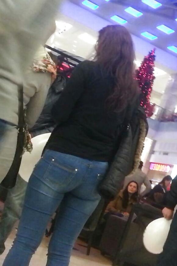 17P Spy sexy ass old + young in mall romanian