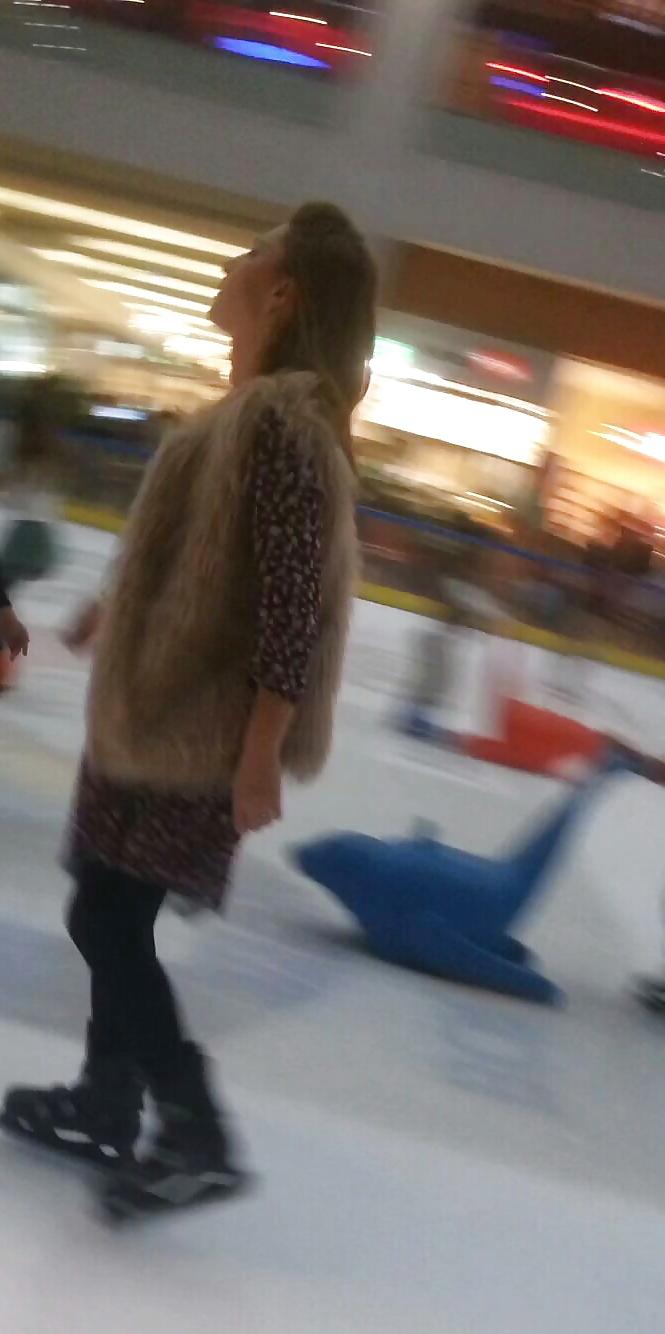 22P Spy sexy teens patinoar romanian