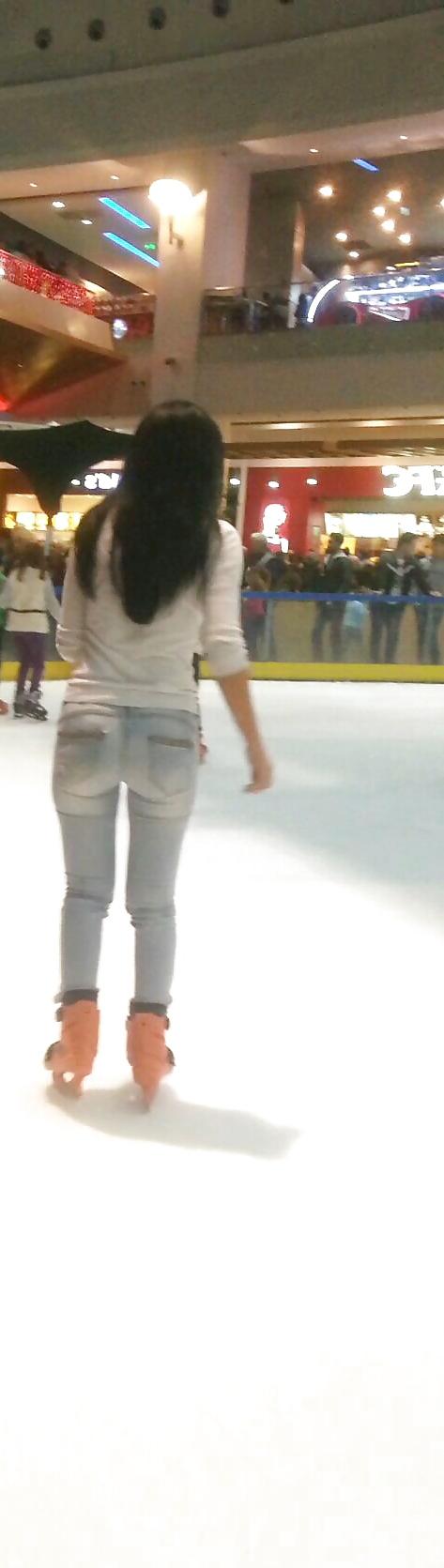 22P Spy sexy teens patinoar romanian