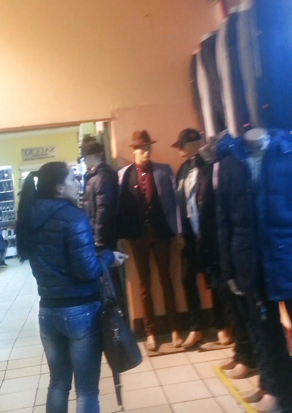 22P Spy sexy ass in shop romanian