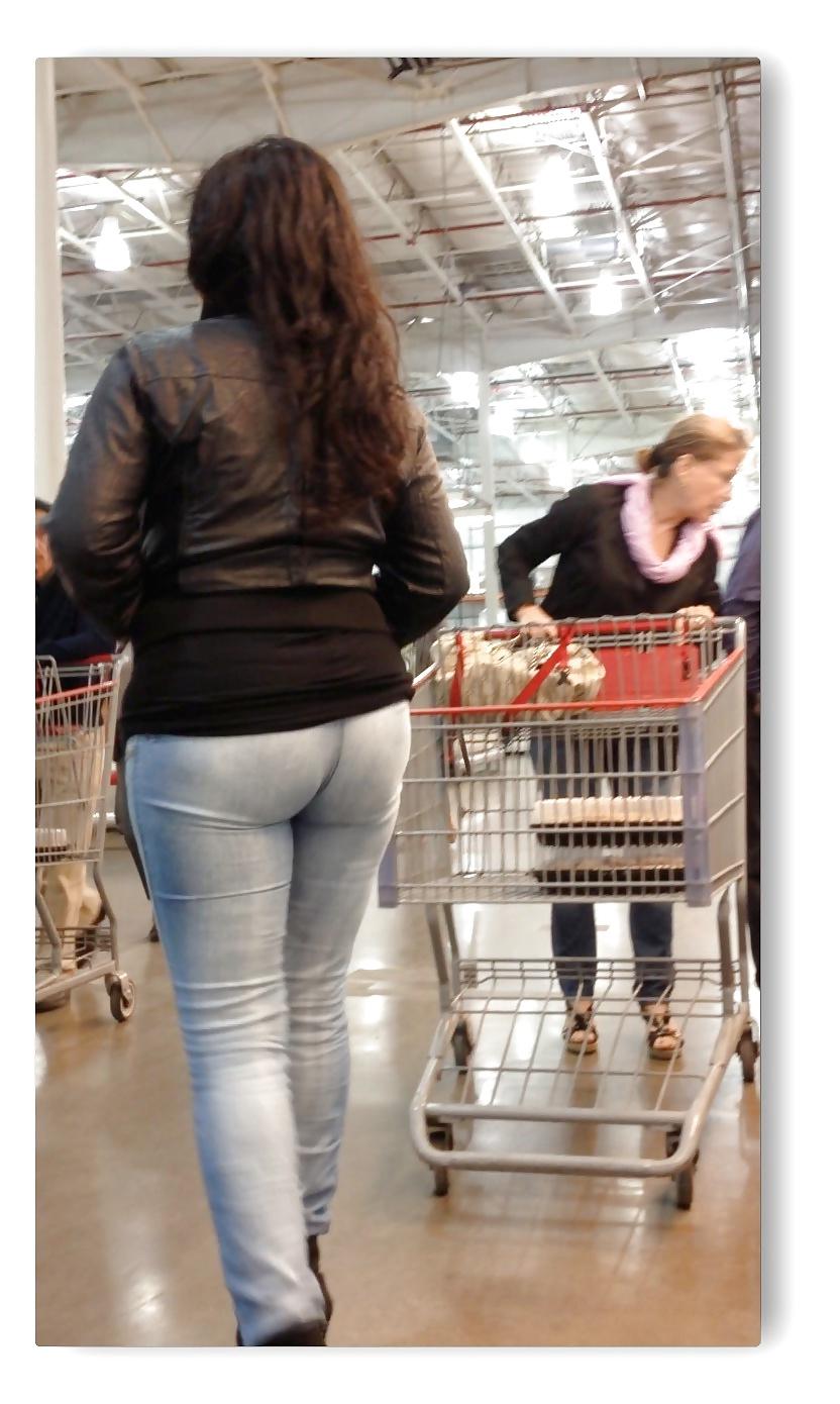20P Ass n cameltoe in jeans