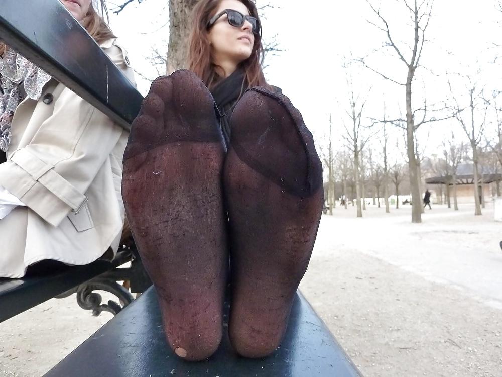 25P NYLON soles FEET well worn i like em smelly mmm