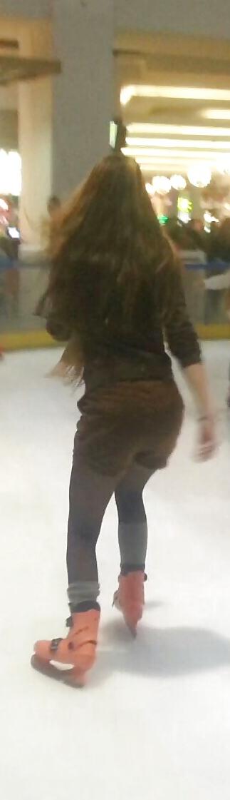 21P Spy sexy teens patinoar romanian