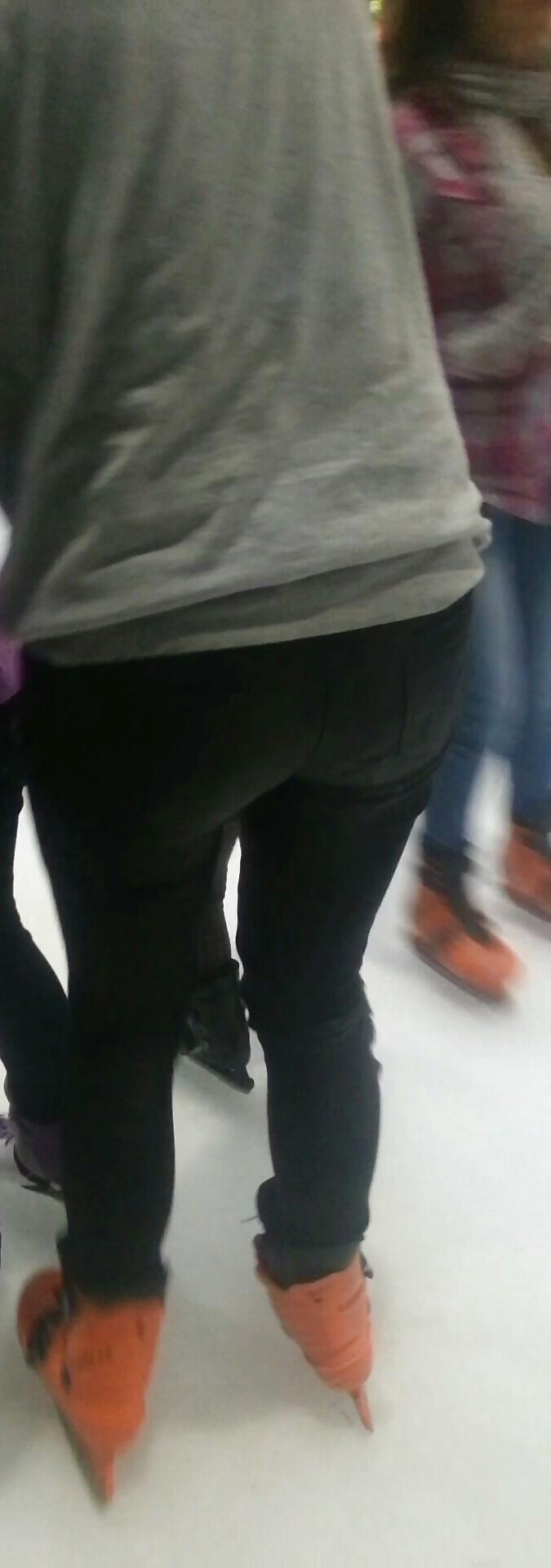 21P Spy sexy teens patinoar romanian