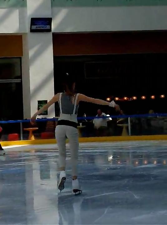 21P Spy sexy teens patinoar romanian