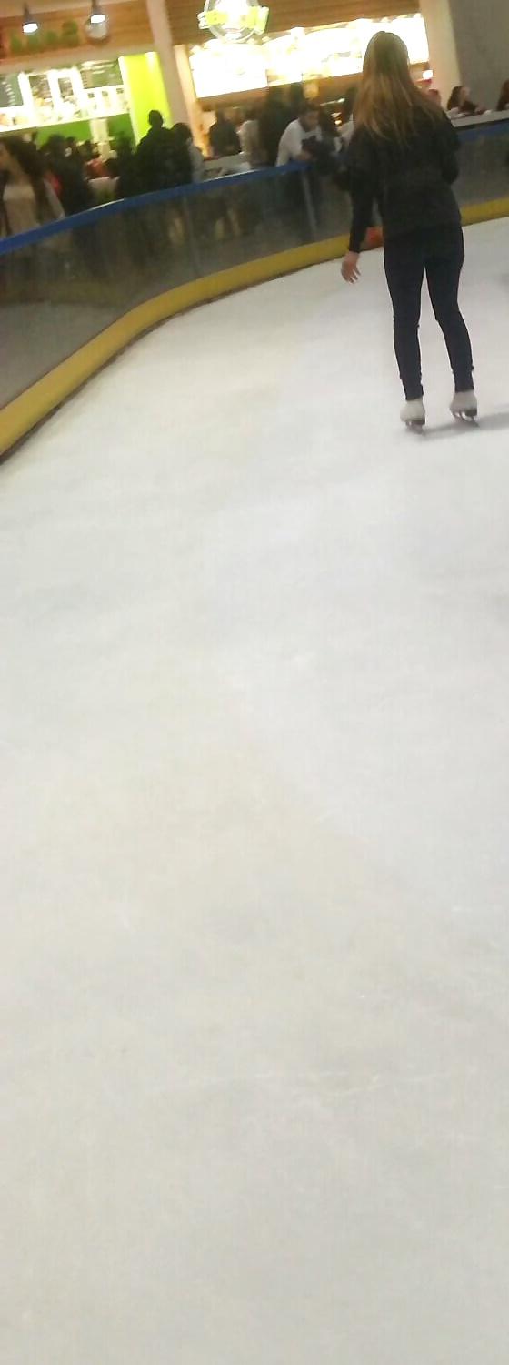 21P Spy sexy teens patinoar romanian