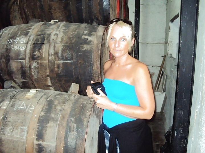 8P Canadian Milf Adventures