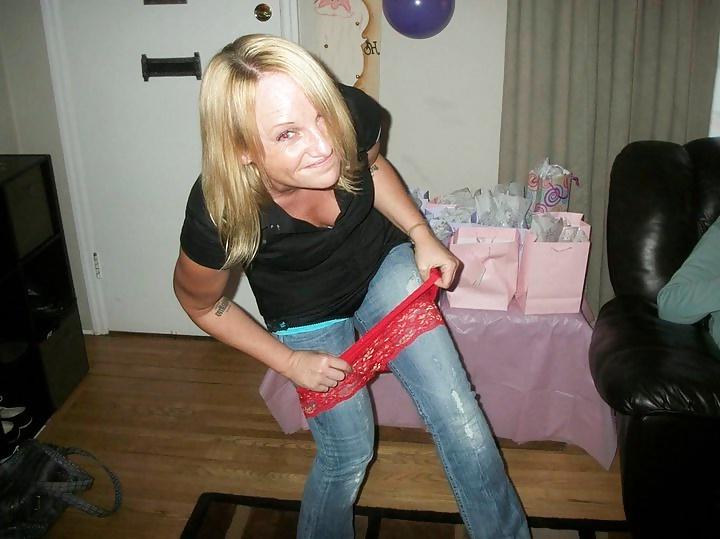 8P Canadian Milf Adventures