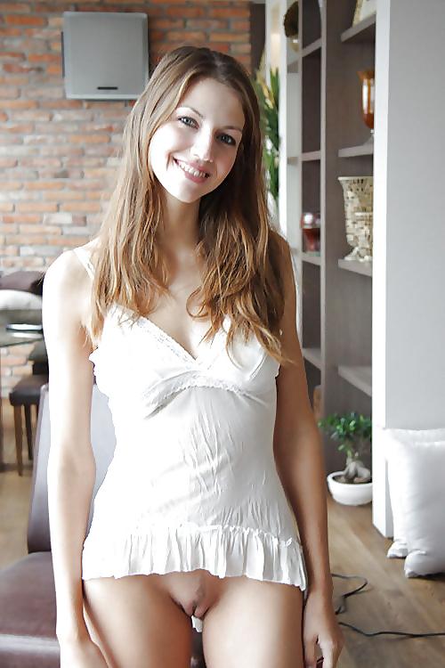 18P Singl Teens at Home -379-