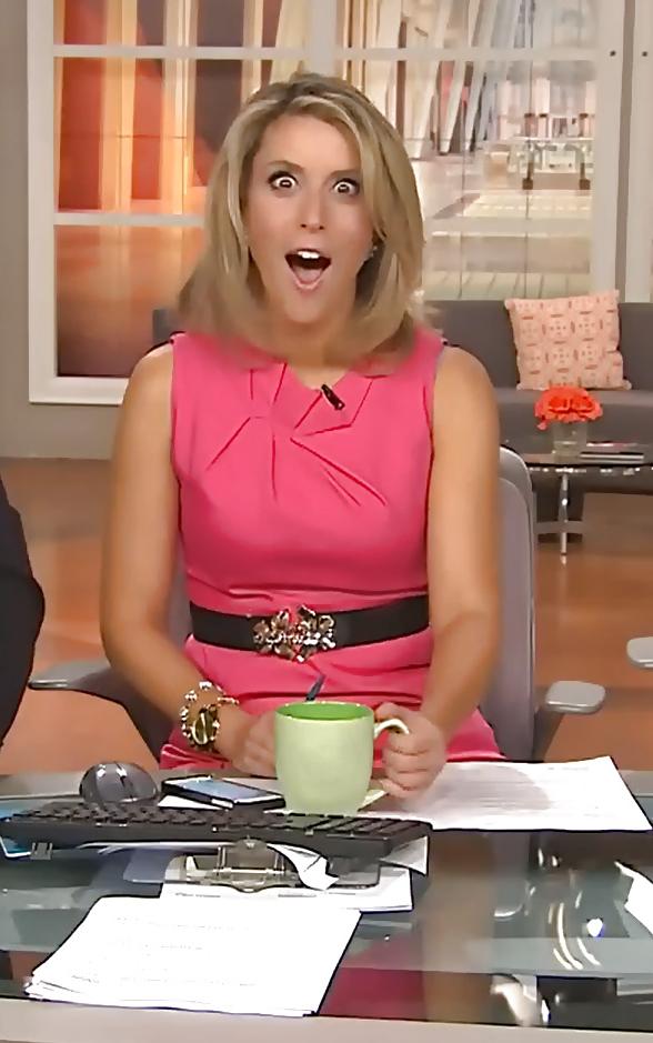 25P Marcia MacMillan - news hottie in the morning