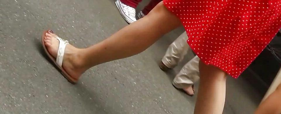 25P Spy feet, legs, foot, ankle, fingers romanian