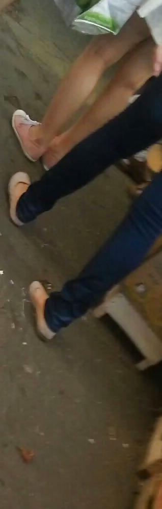 25P Spy feet, legs, foot, ankle, fingers romanian