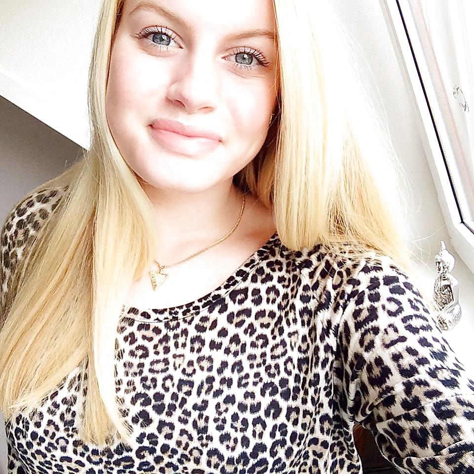 18P Hot Dutch 18 Year Old Teen Beautys