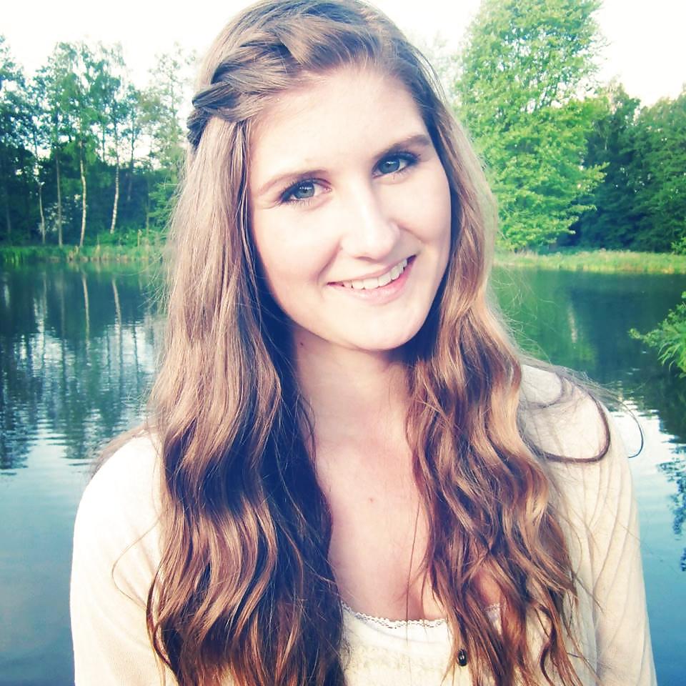 18P Hot Dutch 18 Year Old Teen Beautys
