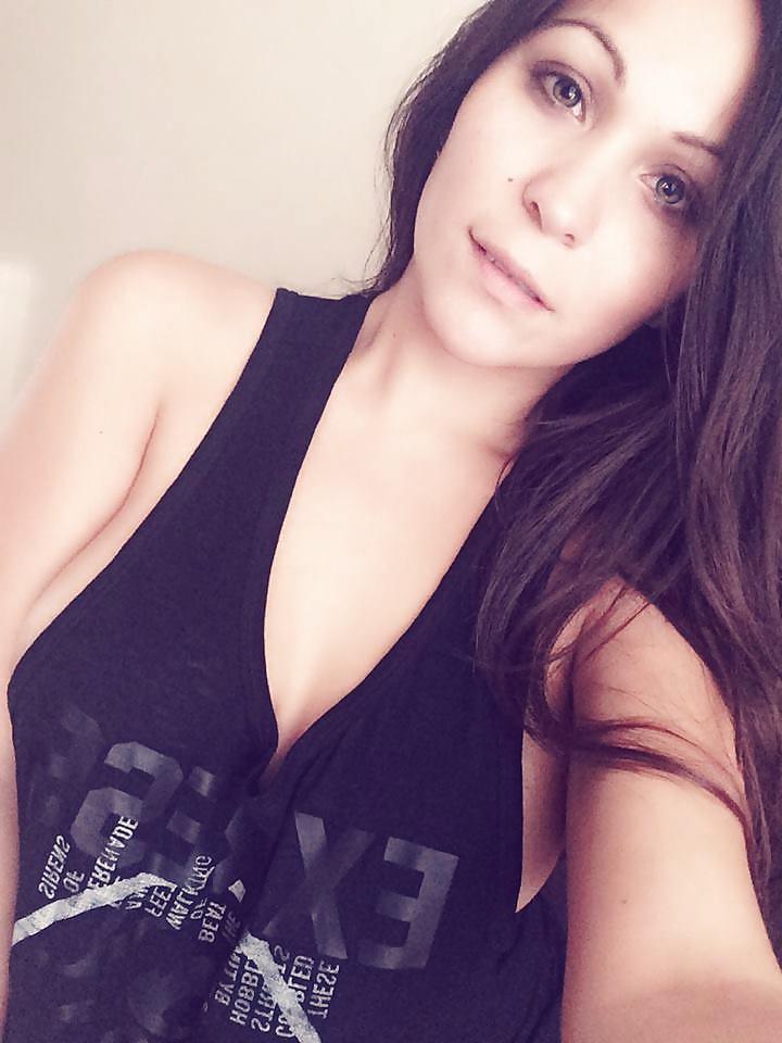 25P My Sexy Friend Frances Galan