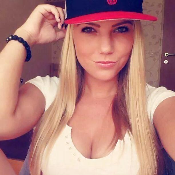 18P Hot Dutch 18 Year Old Teen Beautys #2