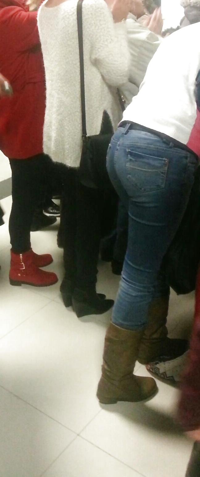 25P Spy supermarket old + young sexy ass romanian