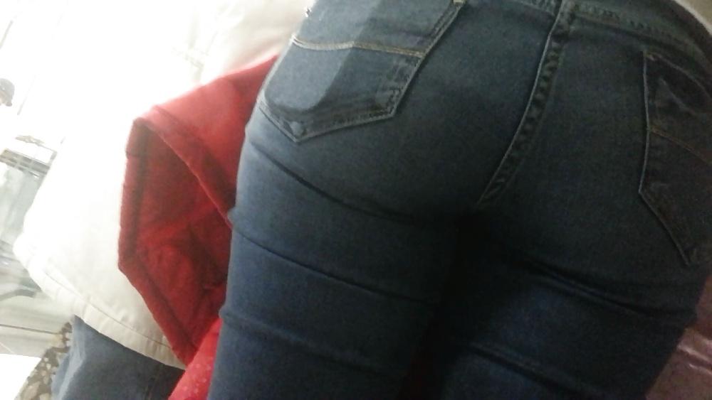 25P Spy supermarket old + young sexy ass romanian
