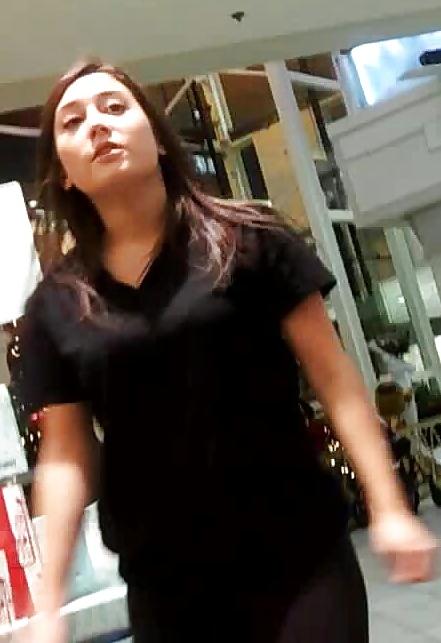 8P Candid Tight Teen Ass Stock Shelves