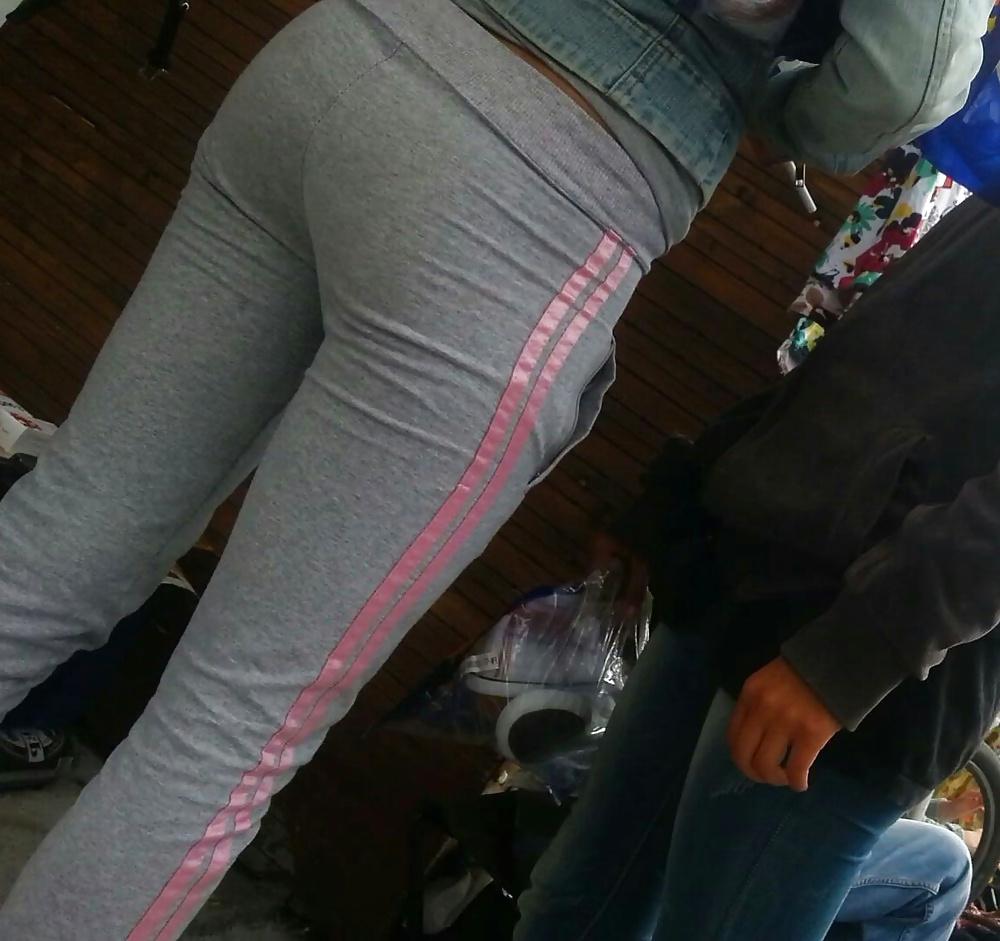 8P Spy gipsy teens ass romanian