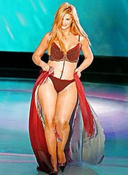 4P Kirstie Alley BBW pantyhose