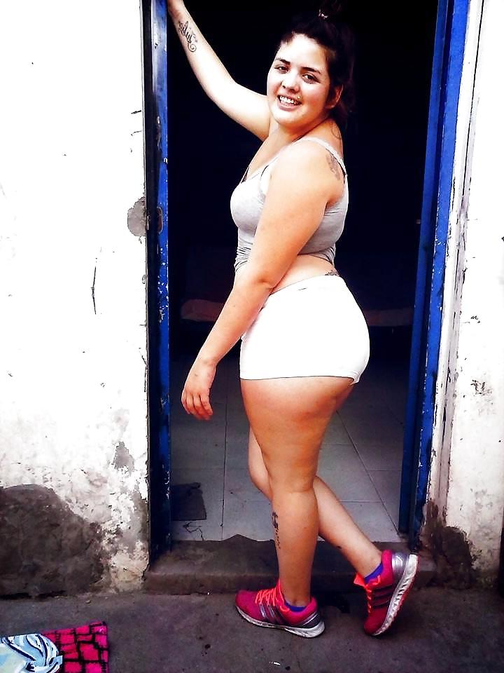 23P Gordita chica kiere pene