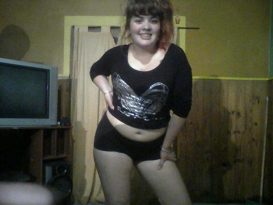23P Gordita chica kiere pene