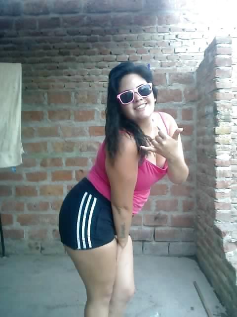 23P Gordita chica kiere pene