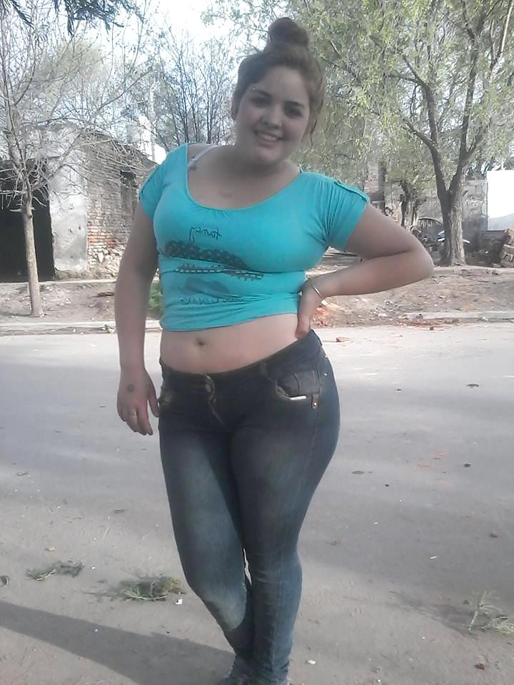 23P Gordita chica kiere pene