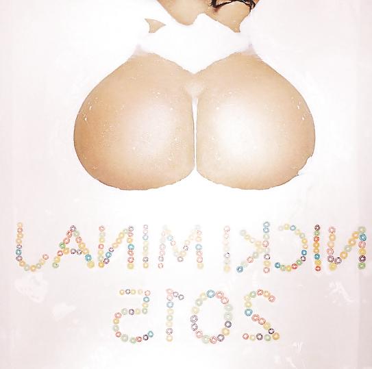 13P NICKI MINAJ 2015 CALENDAR 