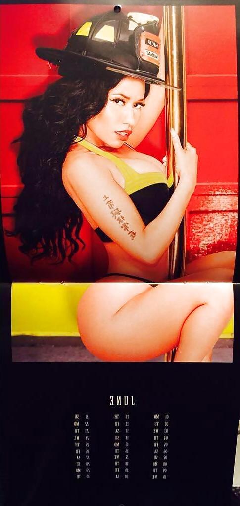 13P NICKI MINAJ 2015 CALENDAR 