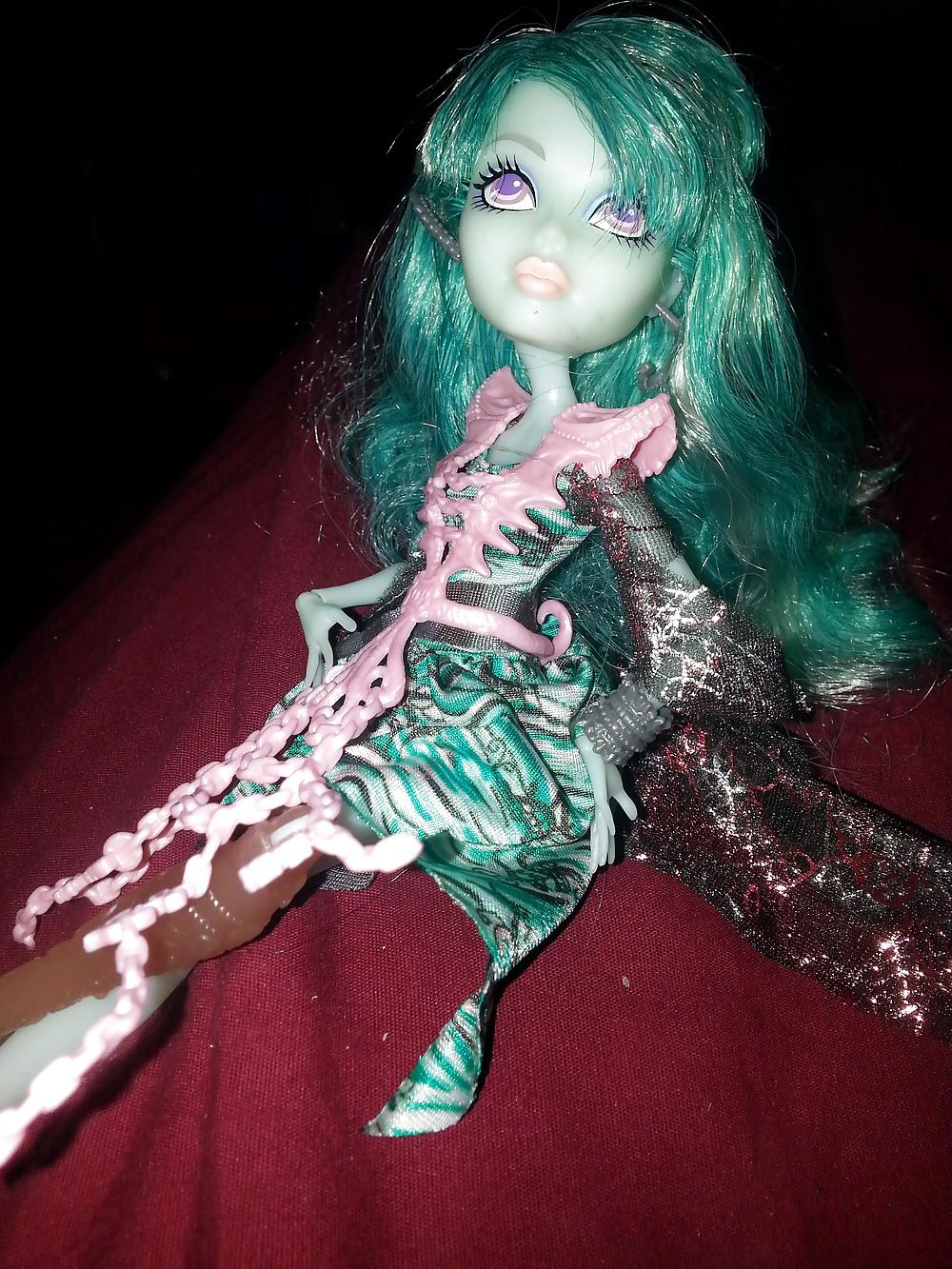 18P A Monster High Haunting (Dolls)