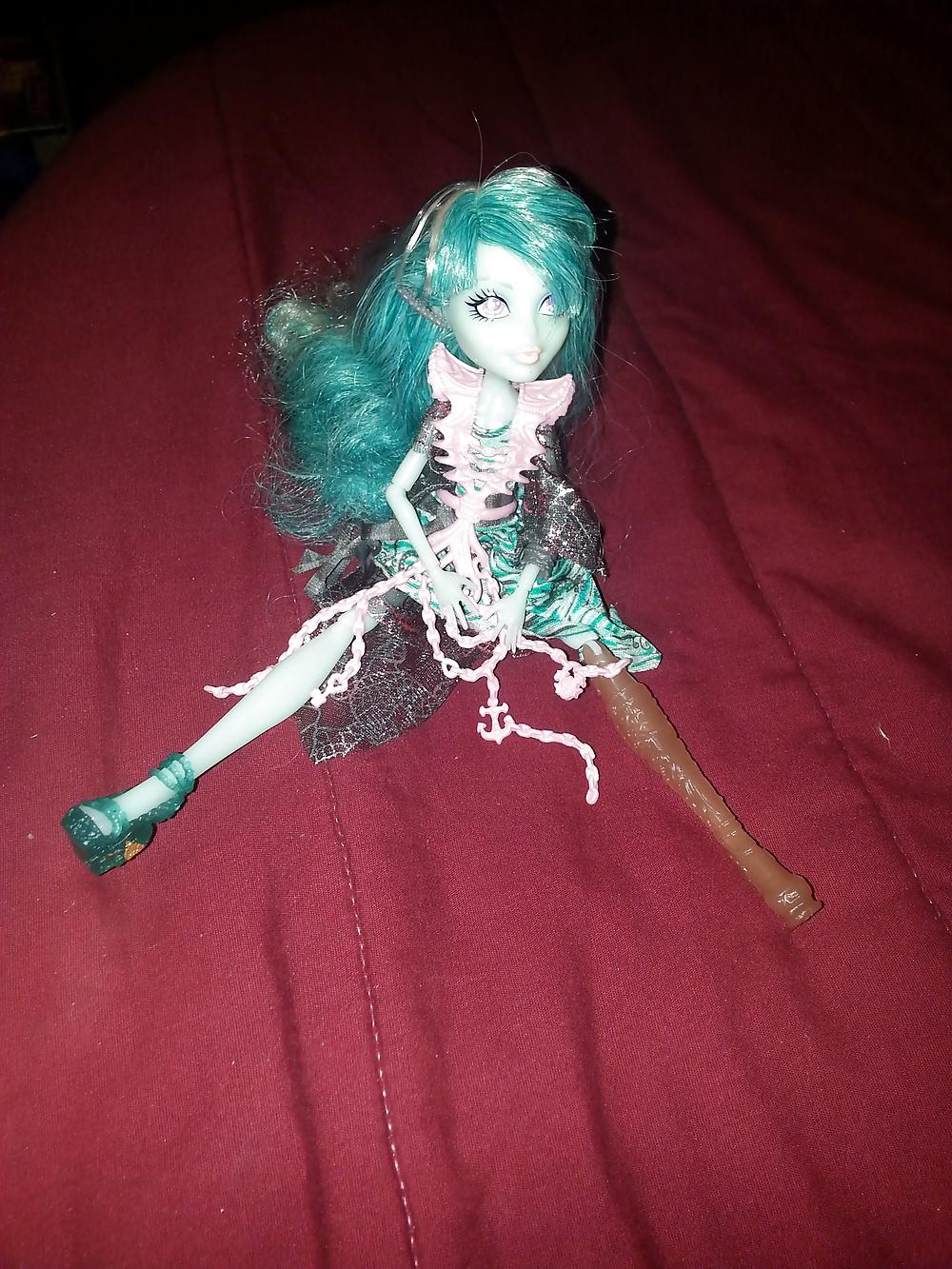 18P A Monster High Haunting (Dolls)