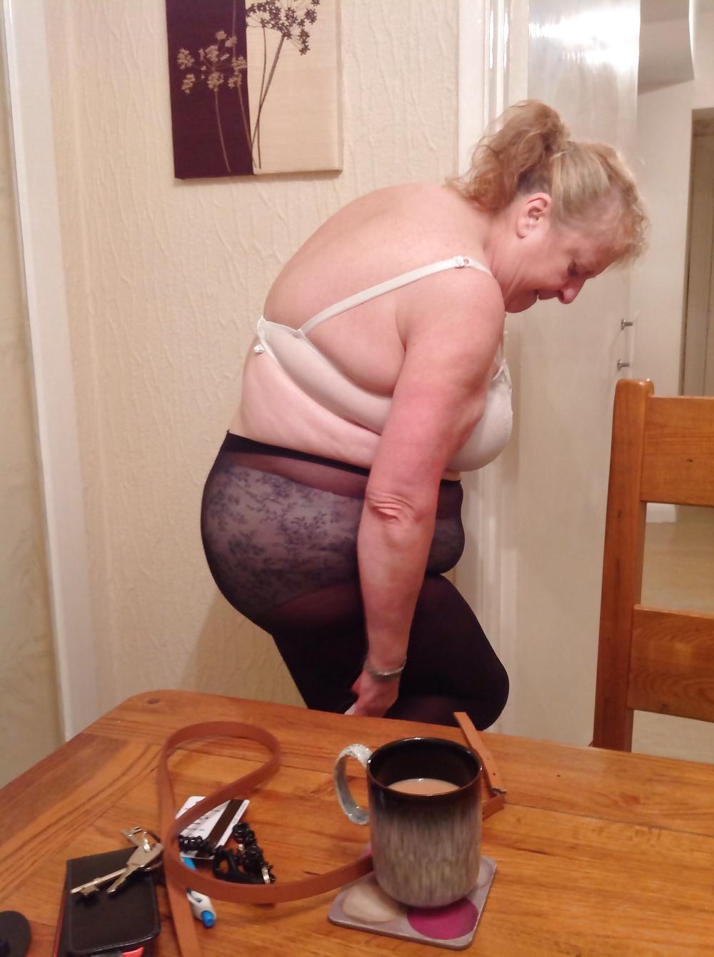 25P Women in panties under pantyhose  26