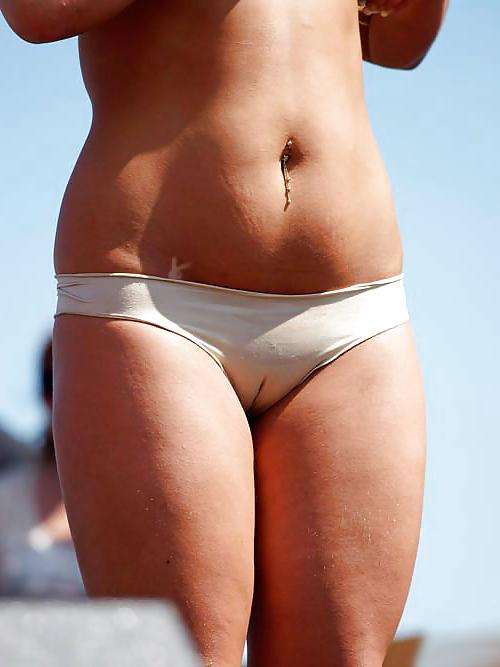 25P Cameltoe Teens