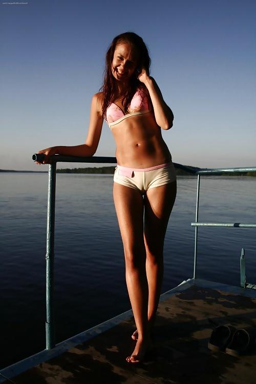 25P Cameltoe Teens