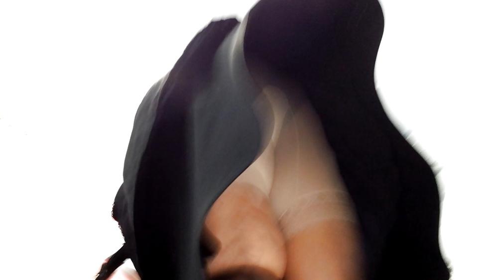 7P Upskirt shots 3