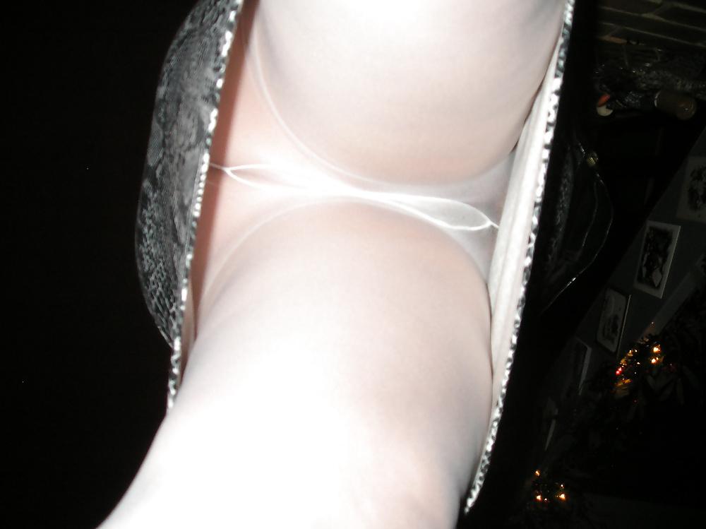 9P My girlfriends upskirt no knickers white tights pantyhose