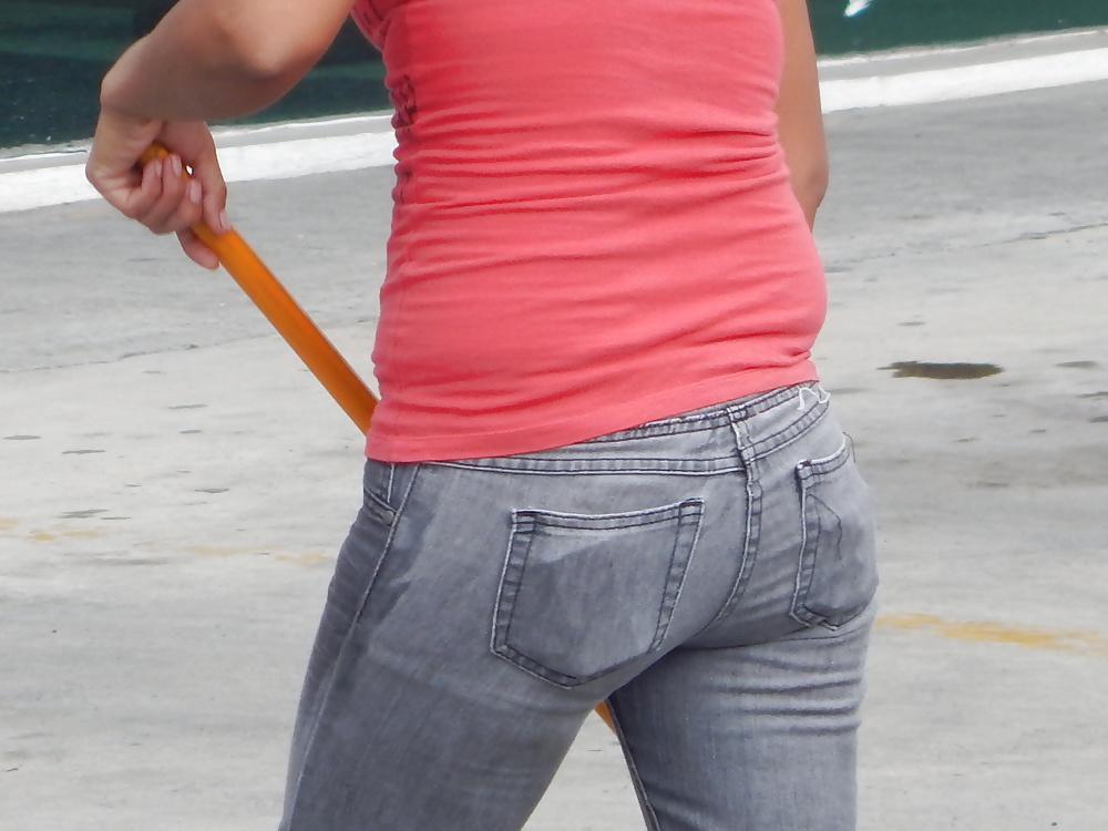 25P Nice butts-Culos Danzantes