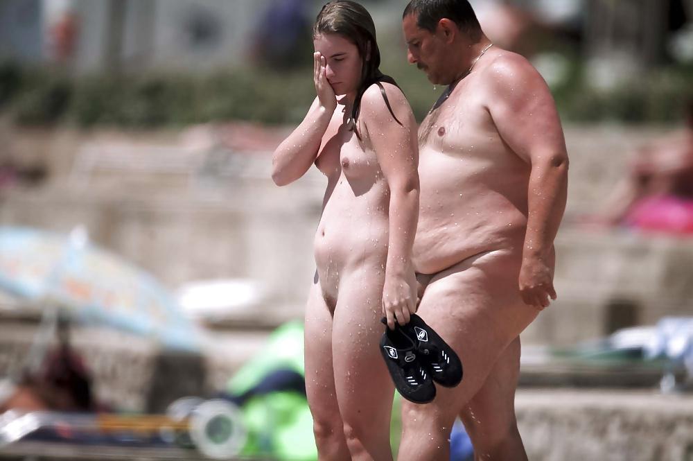 17P Nudist daughter & NOT dad at the beach