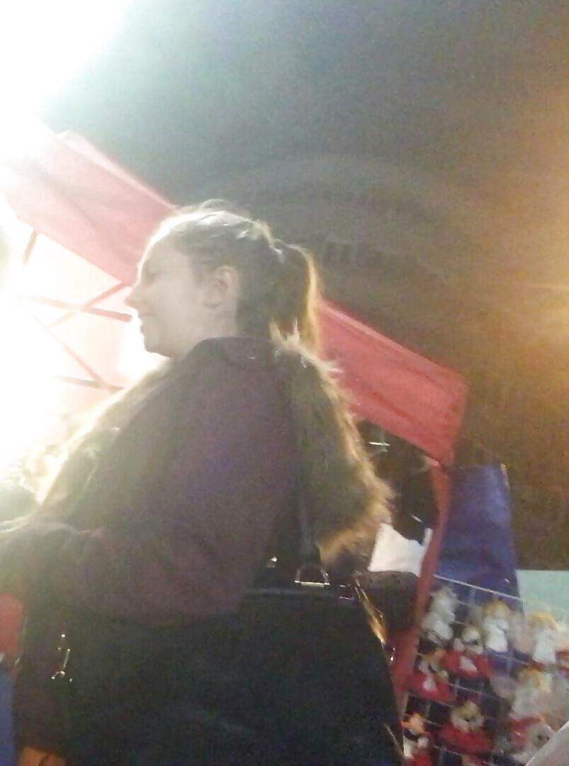 16P Spy festival christmas sexy women romanian
